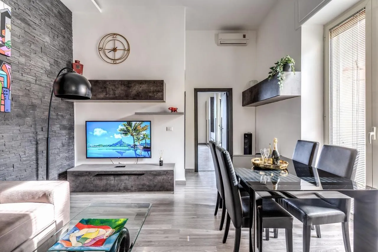 1000 Suites Naples Apartment