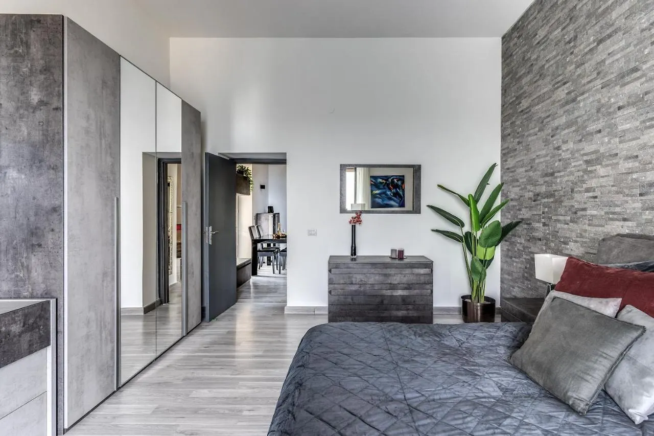 Apartment 1000 Suites Naples Italy